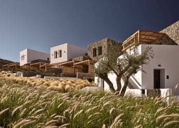 Anemelia Hotel