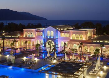 Anemos Luxury Grand Resort