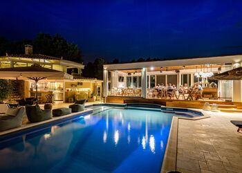 Anthemion Suites & Villas