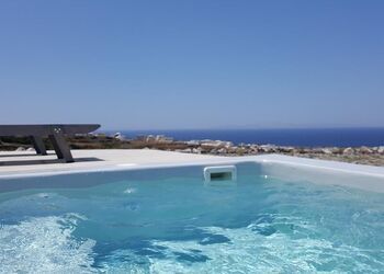 Aplada Suites Santorini