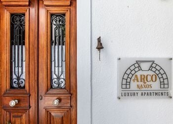Arco Naxos Luxury Apartments