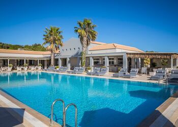 Astra Village Hotel & Suites