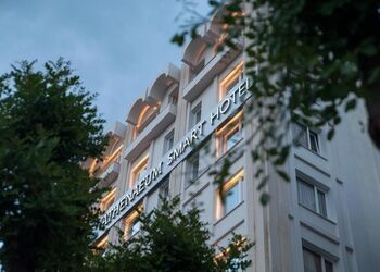 Athenaeum Smart Hotel