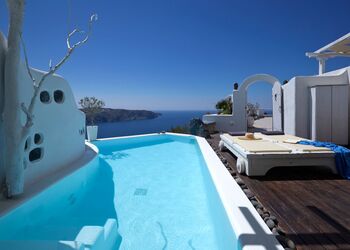 Athermi Suites Santorini