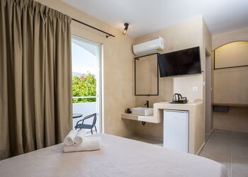 Atma Beach Rooms & Suites Rhodes