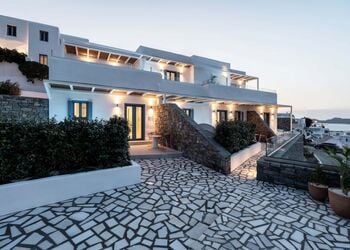 Aura Suites Paros