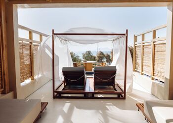 Avgoustos Suites