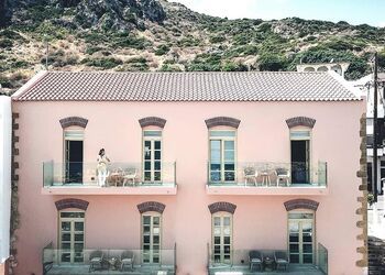 Avra Apartments Kolymbari Harbour