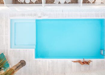 Azure Mare Hotel