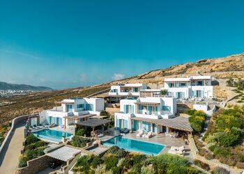 Chrysanthemo Artistic Villas