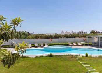 Depi's Luxury Villas