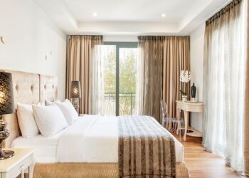 Dioni Boutique Hotel 