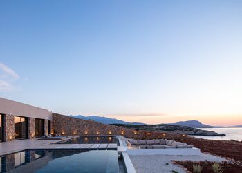 Dionysos Boutique Villa