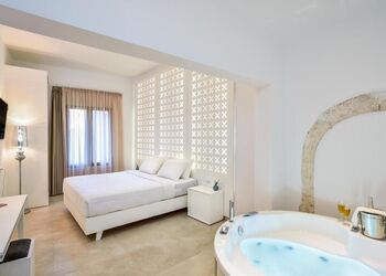Elia Portou Luxury Residence