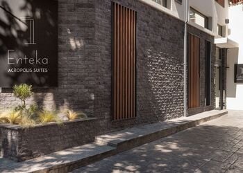 11 Enteka Acropolis Suites