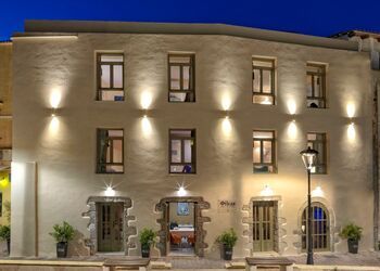 Fileas Art Hotel