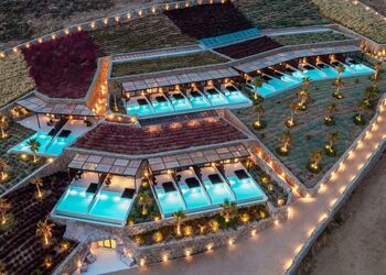 Ftelia Black Villas