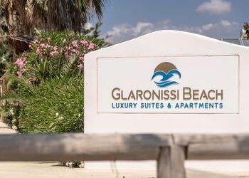 Glaronissi Beach