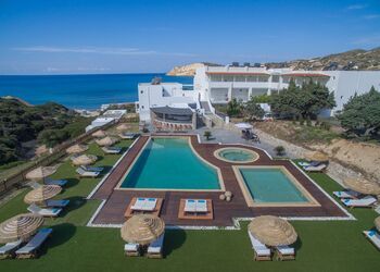 Golden Milos Beach Hotel