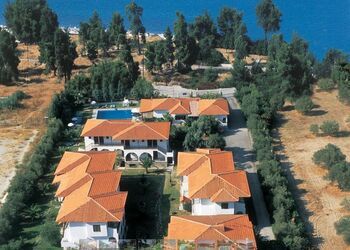 Hanioti Village Resort