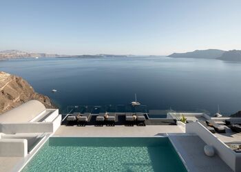 Hom Santorini