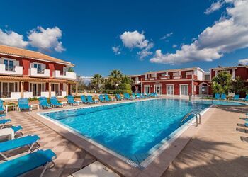 Hotel Yakinthos