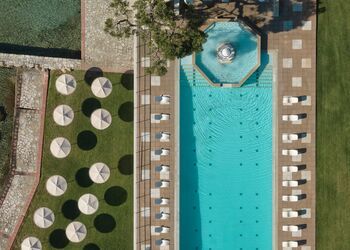 Kalamaki Beach Hotel