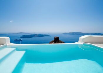 Kapari Natural Resort Santorini