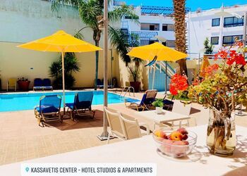 Kassavetis Center - Hotel Studios & Apartments