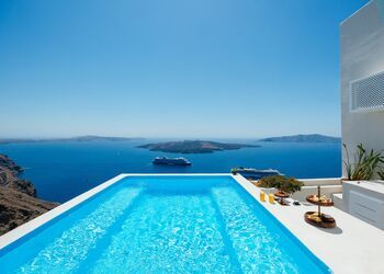Kastro Suites Fira Santorini