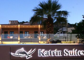 Katrin Suites
