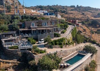 Kea Village Suites & Villas