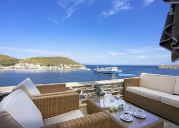 Keos by the Sea
