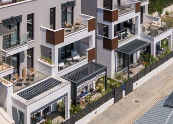 Kleoniki & Irida Residential Complexes