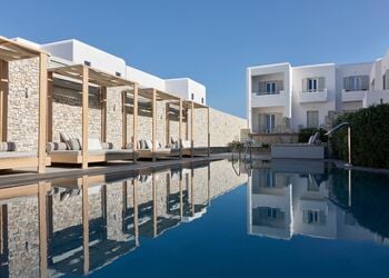 Mykonos Kosmoplaz Beach Resort