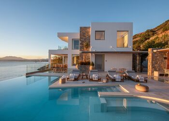 Lady Sea Villa
