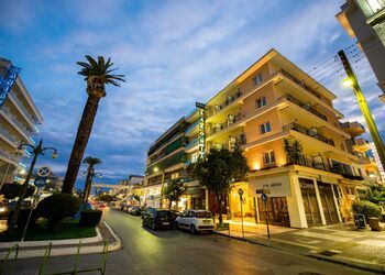 Lakonia Hotel