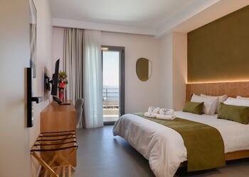 Limni Boutique Experience Hotel