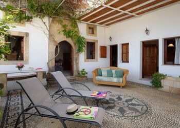 Meandros Villa & Suites