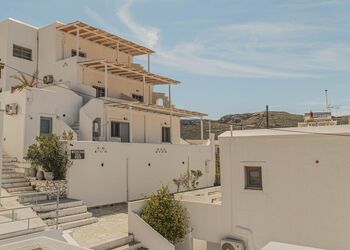 Merichas Sea View Suites
