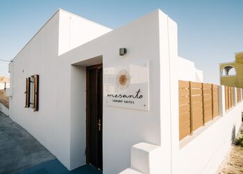 Mesanto Luxury Suites Santorini