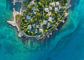 Minos Beach Art Hotel
