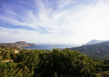 Mirthea Suites