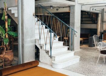 Mona Hotel