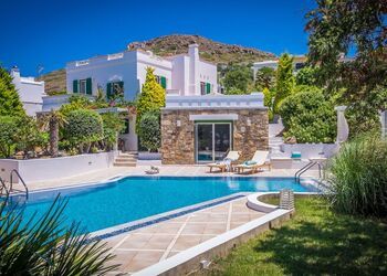Montana Villa Naxos