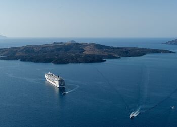 Nefeles Luxury Suites Santorini