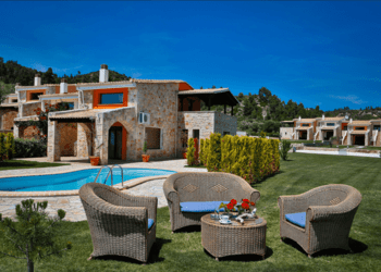 Nefeli Villas & Suites
