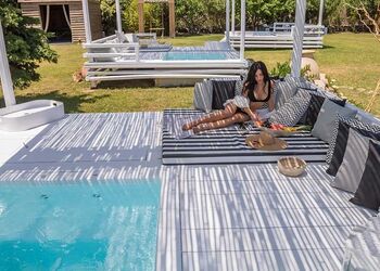 Ow Andros Luxury Suites