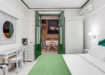 Pandrosos Divine Suites