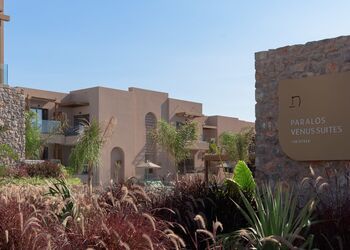 Paralos Venus Suites